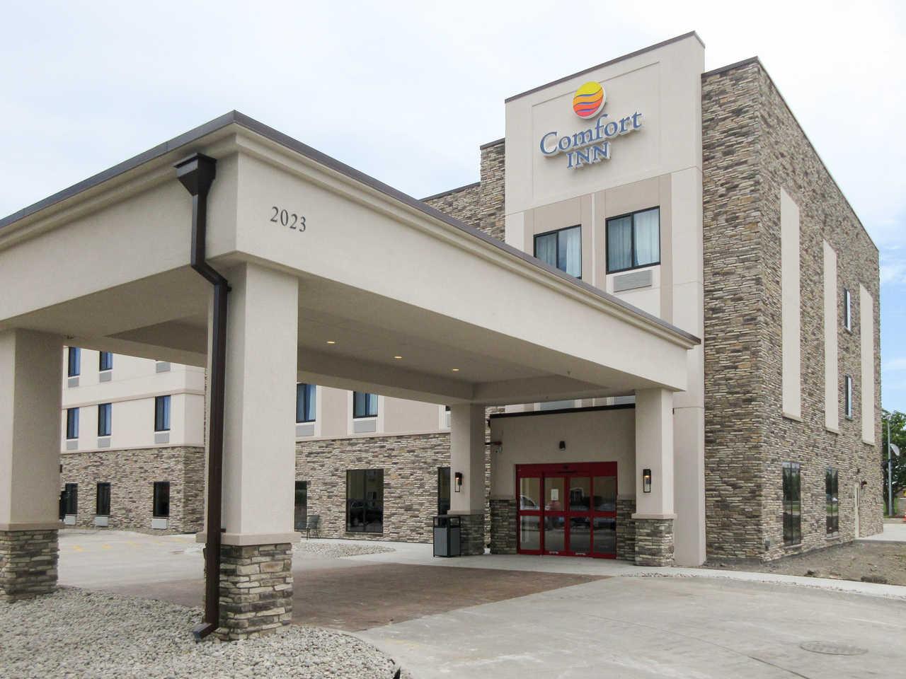 Comfort Inn Altoona-Des Moines Exteriör bild