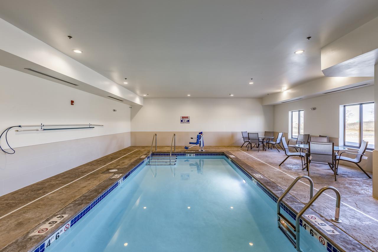 Comfort Inn Altoona-Des Moines Exteriör bild